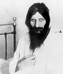 Rasputin_near_1914