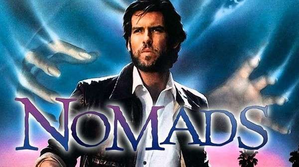 Póster original de Nomads (1986) con Pierce Brosnan y los enigmáticos punks que acechan en las calles de Los Ángeles.