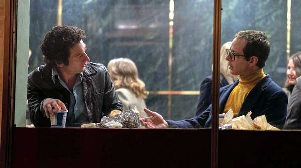 Jeremy Allen White y Jeremy Strong en Musica de ninguna parte, retrato de la amistad de Bruce Spingsteen t su mánager Jon Landau.