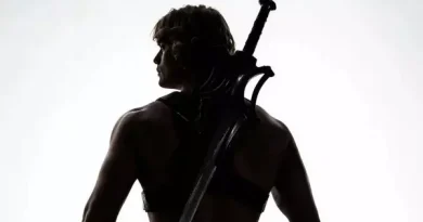 Nicholas Galitzine como He-Man en el teaser poster de la película live action producida por Sony