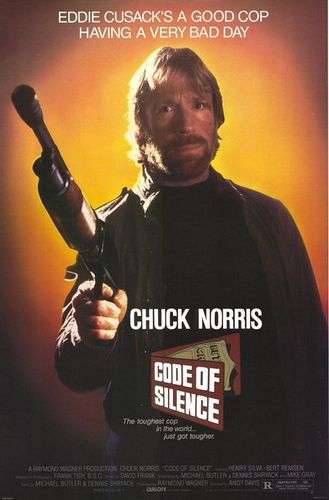 Póster original de Código de silencio con Chuck Norris interpretando a un detective de Chicago.