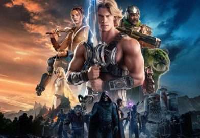 Poster oficial de Amos del Universo con He-Man, Skeletor y los personajes principales de Eternia.