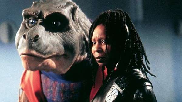 Whoopi Goldberg en una escena de Theodore Rex