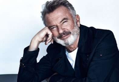 Retrato del actor Sam Neill, protagonista de clásicos como Jurassic Park, Merlín y Possession.